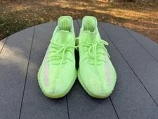 US 10.5 - Yeezy Boost 350 V2 Glow in the Dark 2