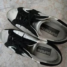Golden Goose — 8.0US Golden Goose Superstar Overseas Size 40 Italian M — Sneaker — resale