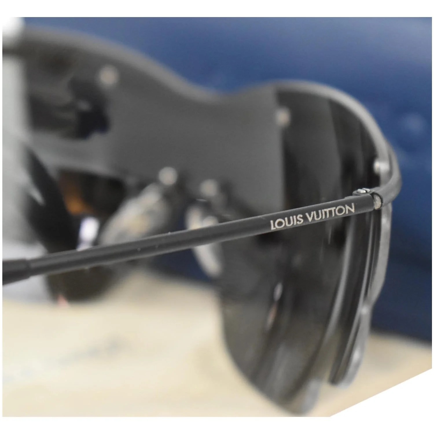 Louis Vuitton Bohemian Vuittony Mask Z1227U Sunglasses 3