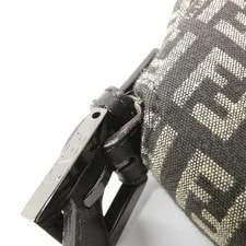 Authentic Fendi Mamma Baguette 8BR001 JQ4 #270-004-27... 4