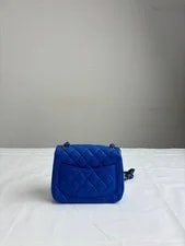 Chanel Classic Flap Crossbody Square Grained 2