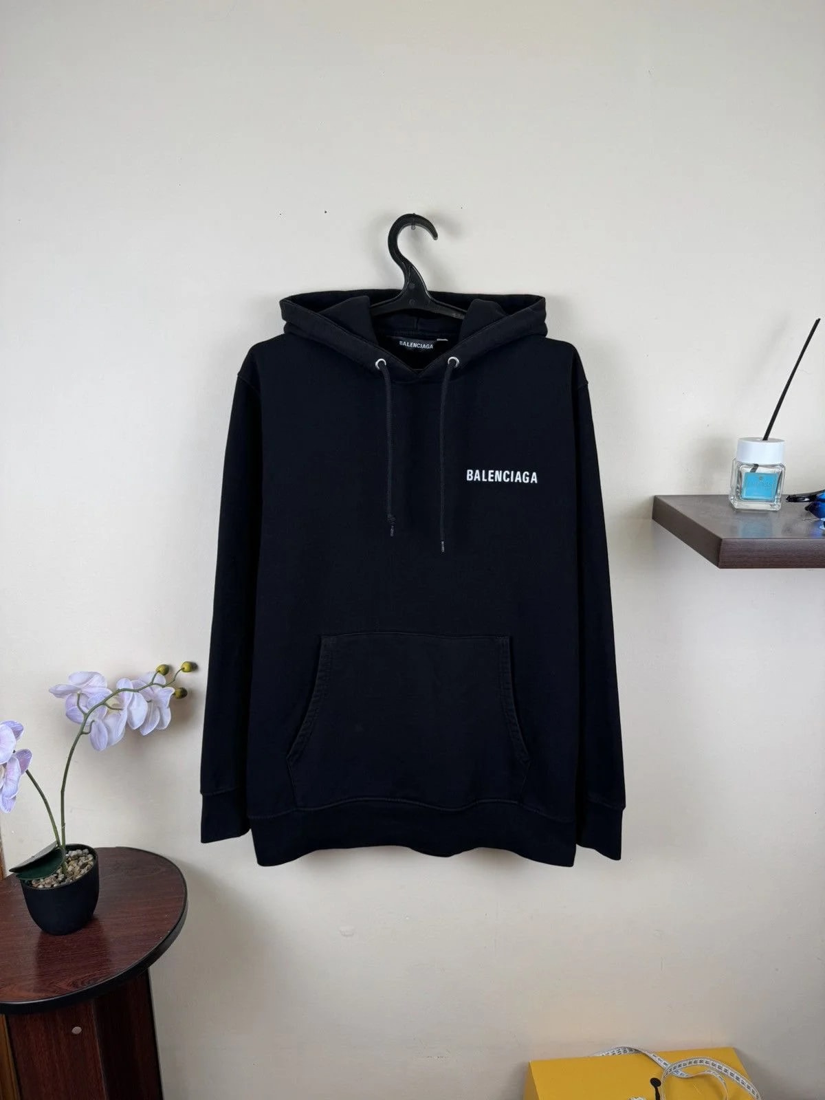 Balenciaga — Balenciaga Type Hoodie 2XL ’s Relaxed Fit — streetwear — resale
