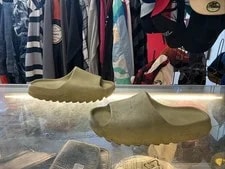 Yeezy Slides Size 11 Resin 2