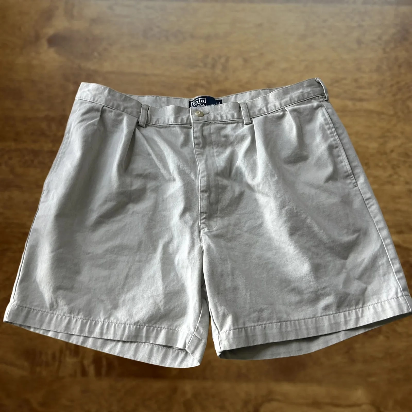 Polo Ralph Lauren — Polo Ralph Lauren Chino Shorts 36 Pleated Cotton 5.5" Inseam Casual — streetwear — resale