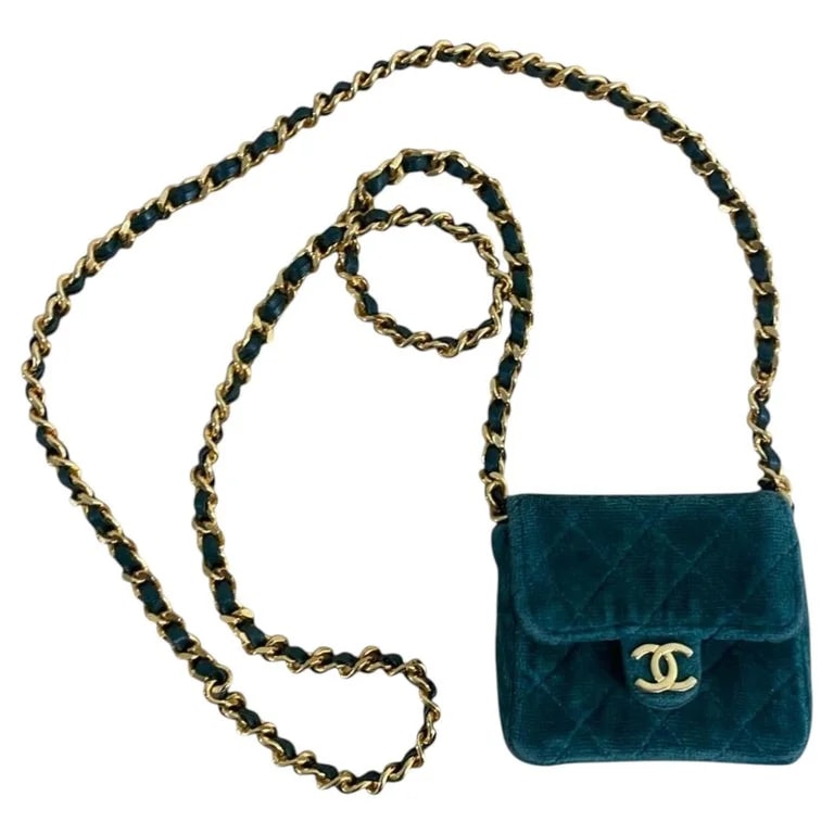Chanel — Super 2.7 Inches 90s Chanel Crossbody — Handbag — resale