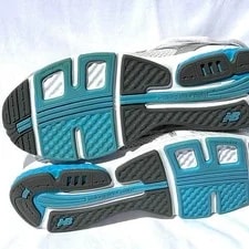 New Balance 990v5 & . Size US 8 # #Running 3