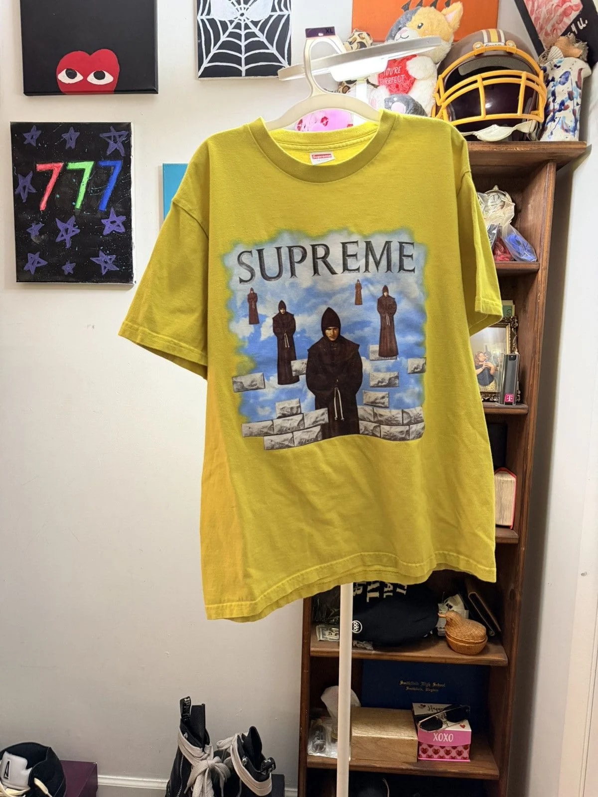 Supreme — Supreme Levitation T-Shirt F/W 19 — streetwear — resale