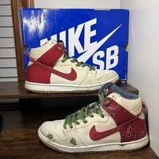 Nike SB — Size 8.5 - Nike SB Dunk High Cheech & Chong — Sneaker — resale