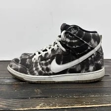 Nike SB — Nike SB Dunk High Tie Dye - 313171-023 — Sneaker — resale