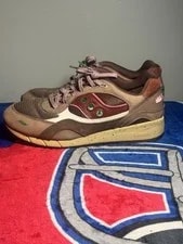 Saucony — Size 11.5 - Feature X Saucony 6000 Chip — Sneaker — resale