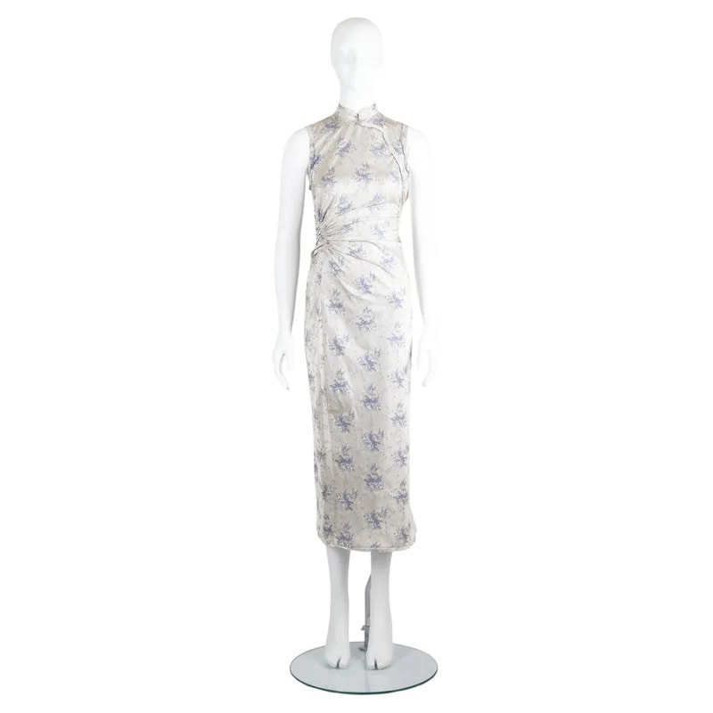 Chloé — Chloé Crinkled Runway Dress Designed By Gabriela Hearst 2024 — Clothing — resale