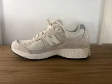 New Balance 2002R Size 9.5 D Calm 4