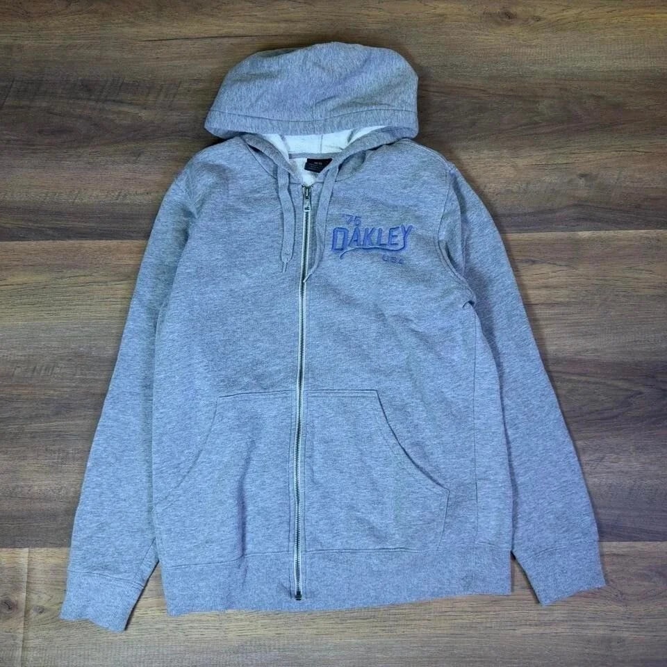 Oakley — Oakley Full Zip Hoodie Medium Lined — streetwear — resale