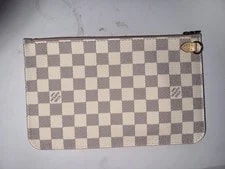 Authentic Louis Vuitton Neverfull Pochette / Wristlet – 2