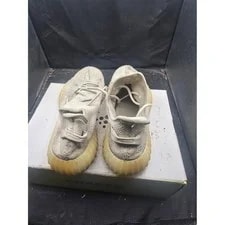 Yeezy Boost 350 V2 Gum Sole Athletic Shoes 4
