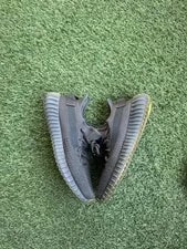 Yeezy — Size 10M - Yeezy Boost 350 V2 (FY2903) — Sneaker — resale