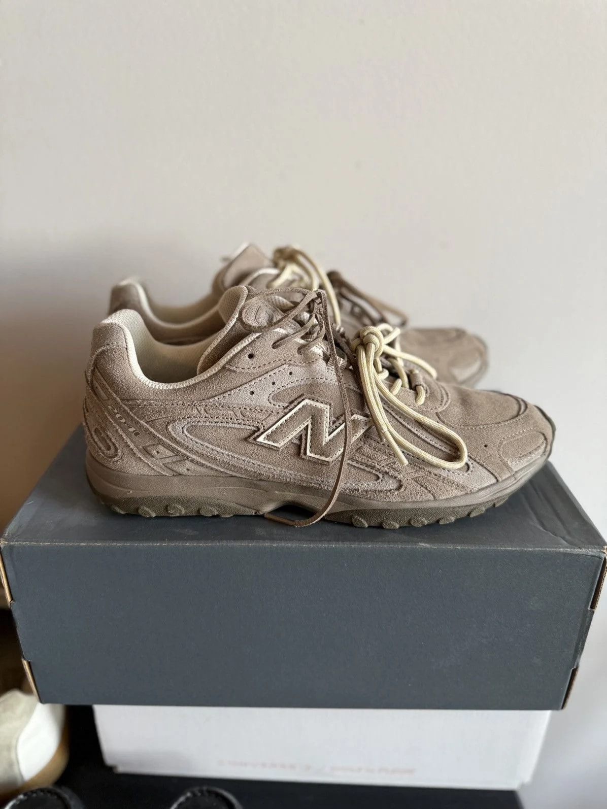 New Balance 204L 3