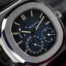 Patek Philippe Nautilus 5712/1A | 2013 Full Set 40mm 4