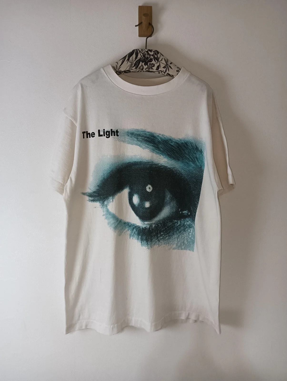 Eye Tee 2