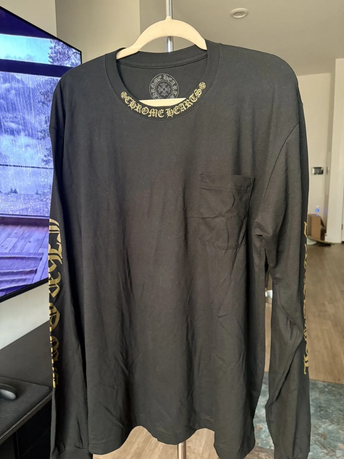 Chrome Heart Neck Logo 2