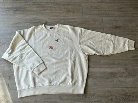 KITH — Kith Script Nelson Crewneck — streetwear — resale