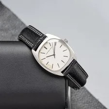 Audemars Piguet — Audemars Piguet Classique Silver - 5369 — Watch — resale