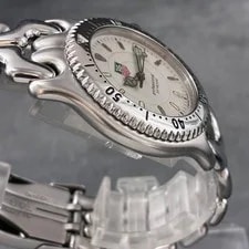 TAG Heuer Professional WG1112-0 Quartz Date White Dial Silver 37 4