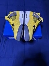 Size 10 - Jordan 4 Retro Lightning 2021 CT8527-700 4