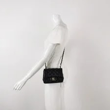 Chanel Square Classic Flap Chain 2