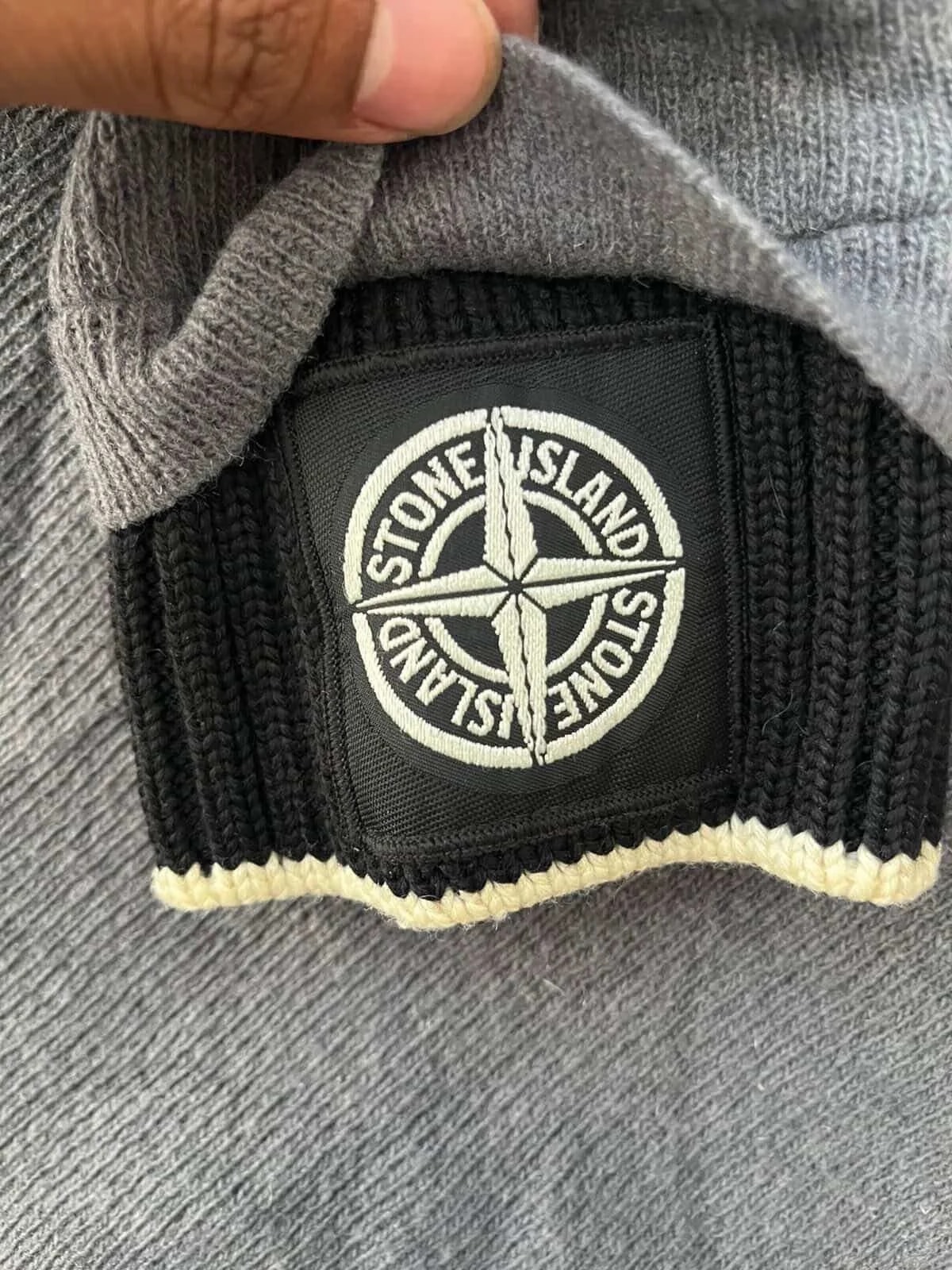 Stone Island Sweater 4