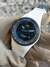 IWC Pilot Venturer Vertical Drive 2026 White Ceramic Space 2