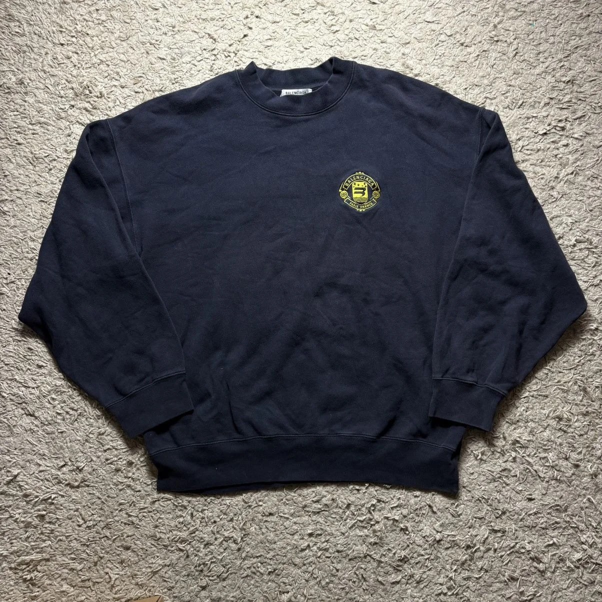 Balenciaga — Balenciaga Manchester United Sweatshirt — streetwear — resale