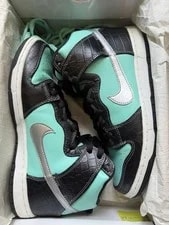 Nike SB — Nike Sb Dunk High Tiffany Supply Co Company — Sneaker — resale