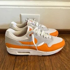Nike — Nike Air Max 1 ’s / / Low Top Lace-Up — Sneaker — resale