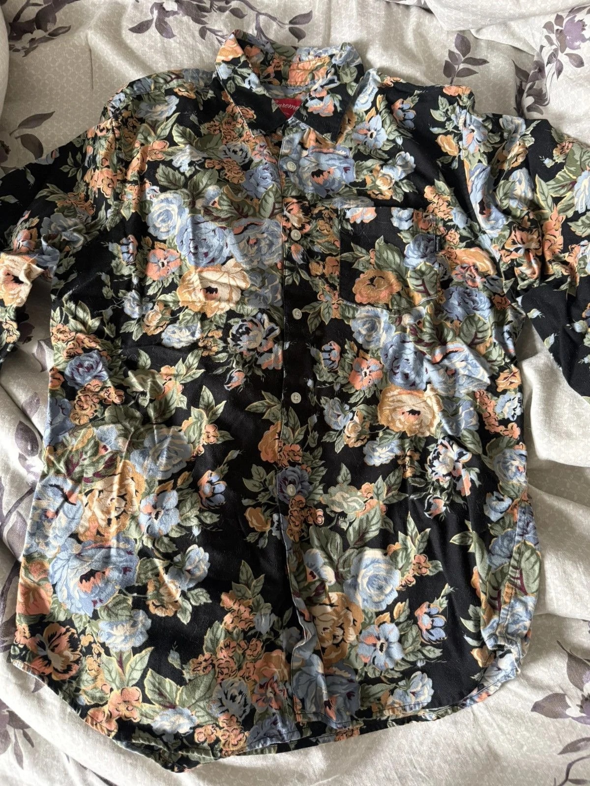 Supreme — Supreme 2014 Floral Shirt — streetwear — resale