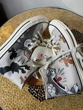 Converse (Sz; 11.5) Chuck Taylor Hi (A15111C) "Tom & Jerry" Classic ￼ 4