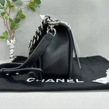 Chanel Boy Flap Medium Ruthenium RHW. 4