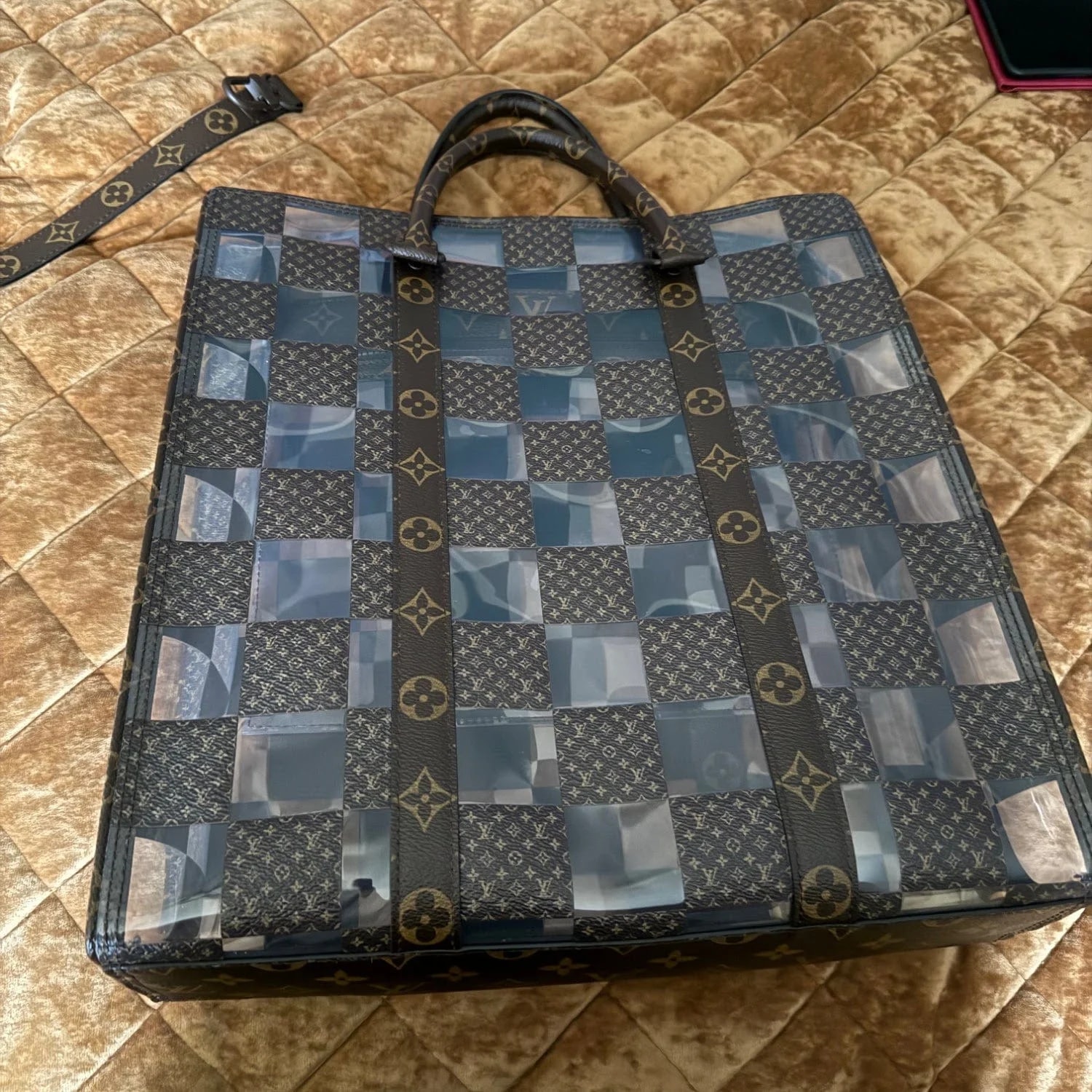 DDH — 409782-DDH Louis Vuitton Chess Sac — Handbag — resale