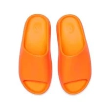 Yeezy — Yeezy Slides Size 9 Enflame — Sneaker — resale