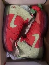 Size 7 - Nike SB Dunk High Strawberry Cough 2