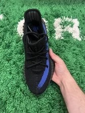 Yeezy 350 V2 Dazzling Size 10.5M | Ships Fast 2