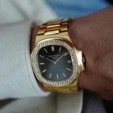 Patek Philippe Yellow Gold Nautilus Ref. 3700 With Diamond Bezel 4