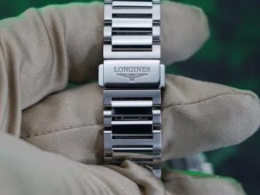 Longines — Longines Green Chronograph L3.835.4.02.6 Automatic - B/P 2026 — Watch — resale