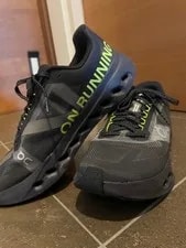 On Running Cloudsurfer Next Lumos Limited Edition 27.5cm Unused 2
