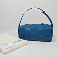 Bottega Veneta — Bottega Veneta Small Cassette 135867241 [P] — Handbag — resale