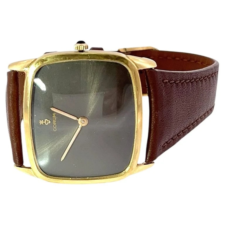 Corum — Corum Tank – 18ct Yellow Gold, Brown Sunburst Dial — Watch — resale