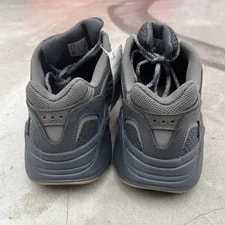 Adidas Yeezy Boost 700 V2 Geode Size US9.5 UK9 Eg6860 4