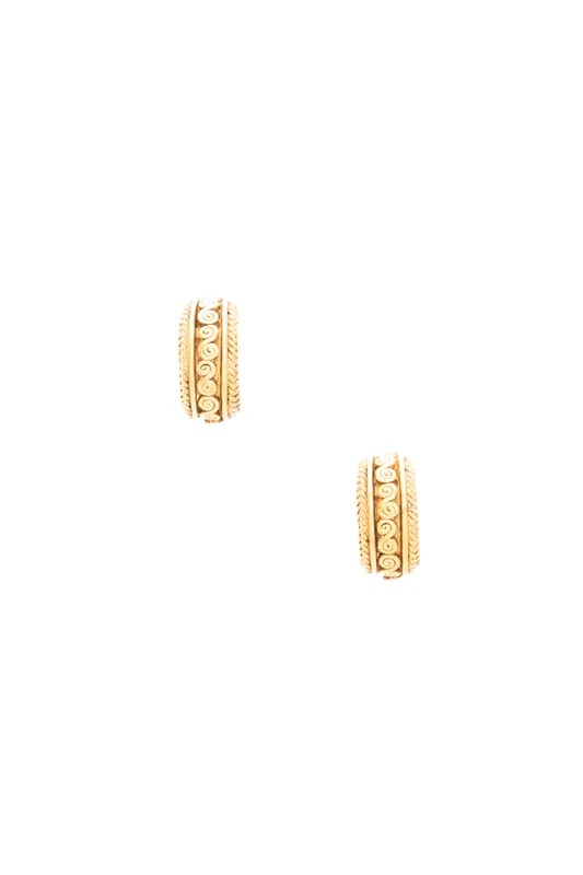 Chanel — Round Hoop Clip on — Jewelry — resale