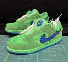 Nike SB — Grateful Dead Nike SB Dunk Low Bear Shoes Size 11 - No Box — Sneaker — resale
