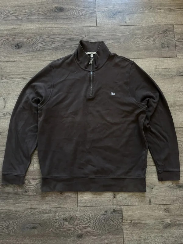 Burberry — Pull Burberry — streetwear — resale